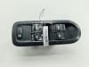 Блок кнопок управления стеклоподъемниками Renault Megane II (2002-2008) Артикул 55110879 - Фото #1
