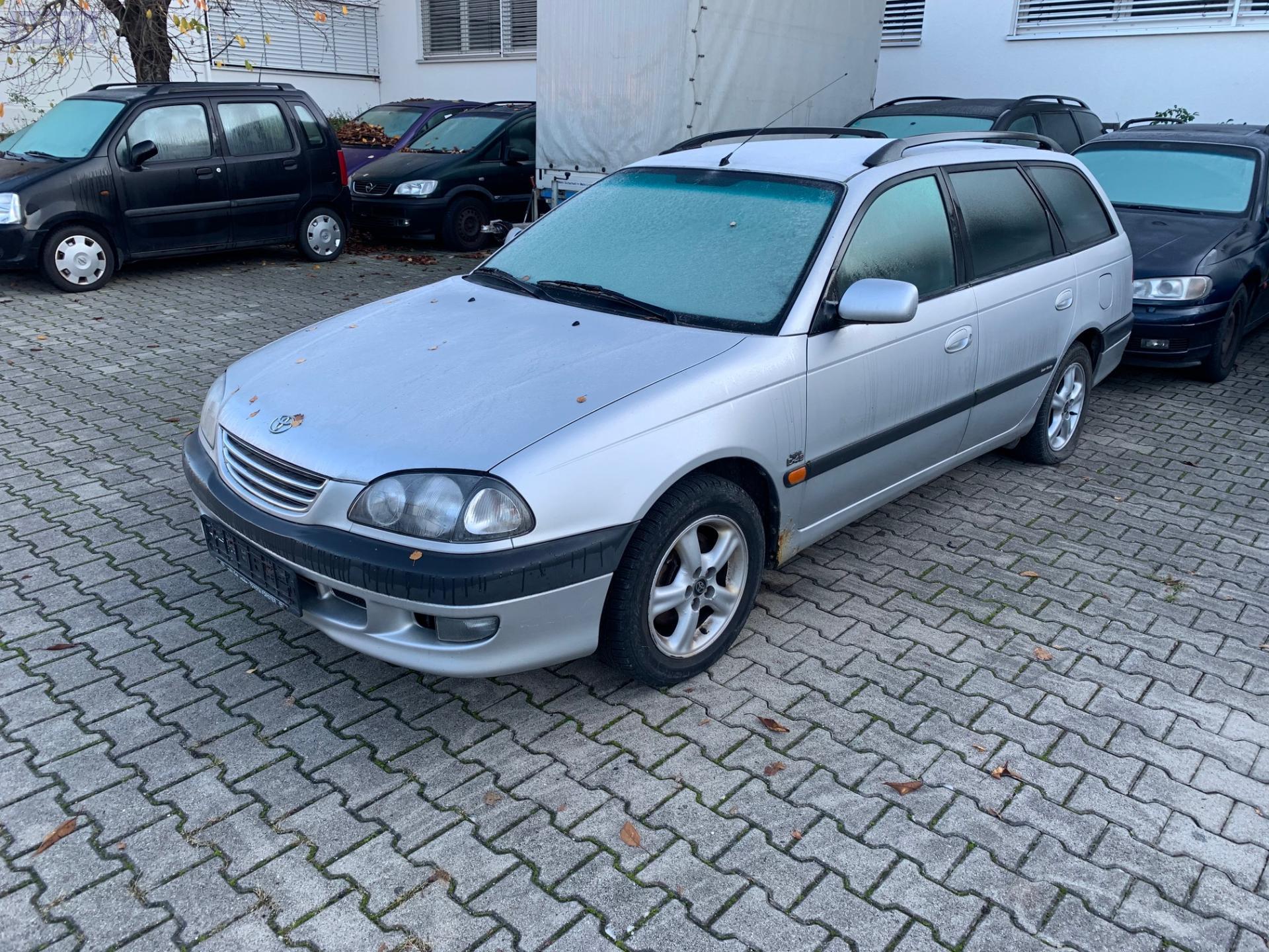 Разбор тойота авенсис