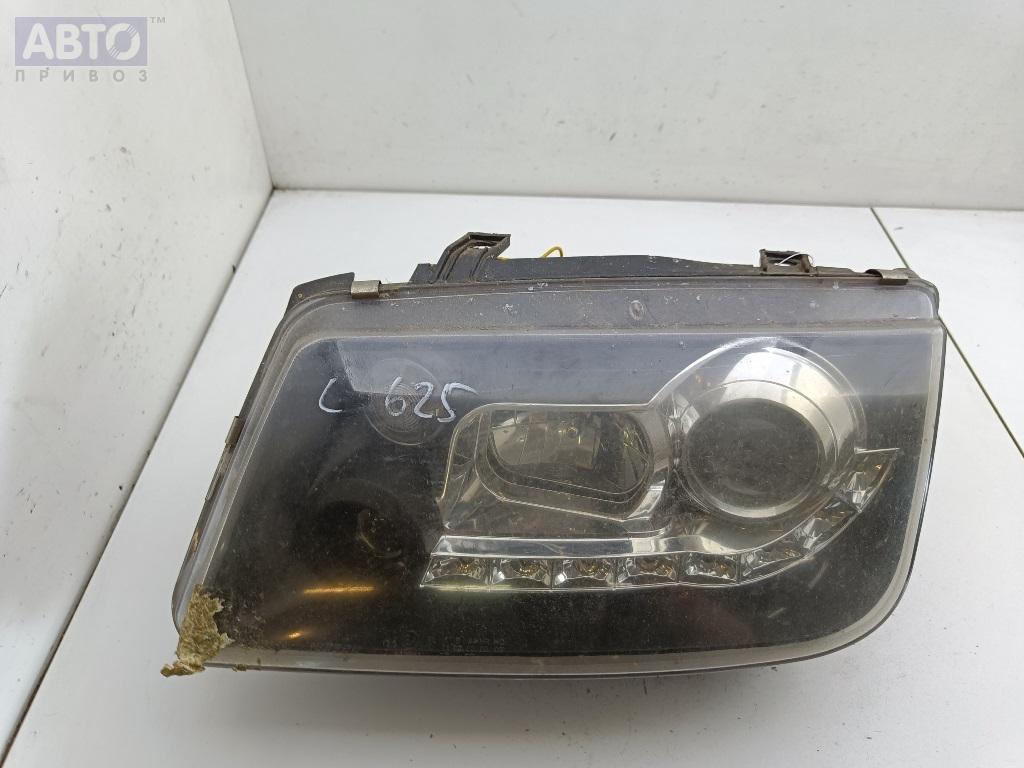Купить Фару На Фольксваген Туарег 2006