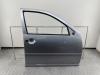 Дверь боковая передняя правая Volkswagen Golf-4 Артикул 54702798 - Фото #1