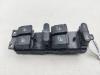 Блок кнопок управления стеклоподъемниками Volkswagen Golf-4 Артикул 55295813 - Фото #1