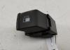 Кнопка открывания лючка топливного бака Volkswagen Passat B5+ (GP) Артикул 55043705 - Фото #1