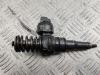 Форсунка топливная Volkswagen Passat B5+ (GP) Артикул 55268402 - Фото #1