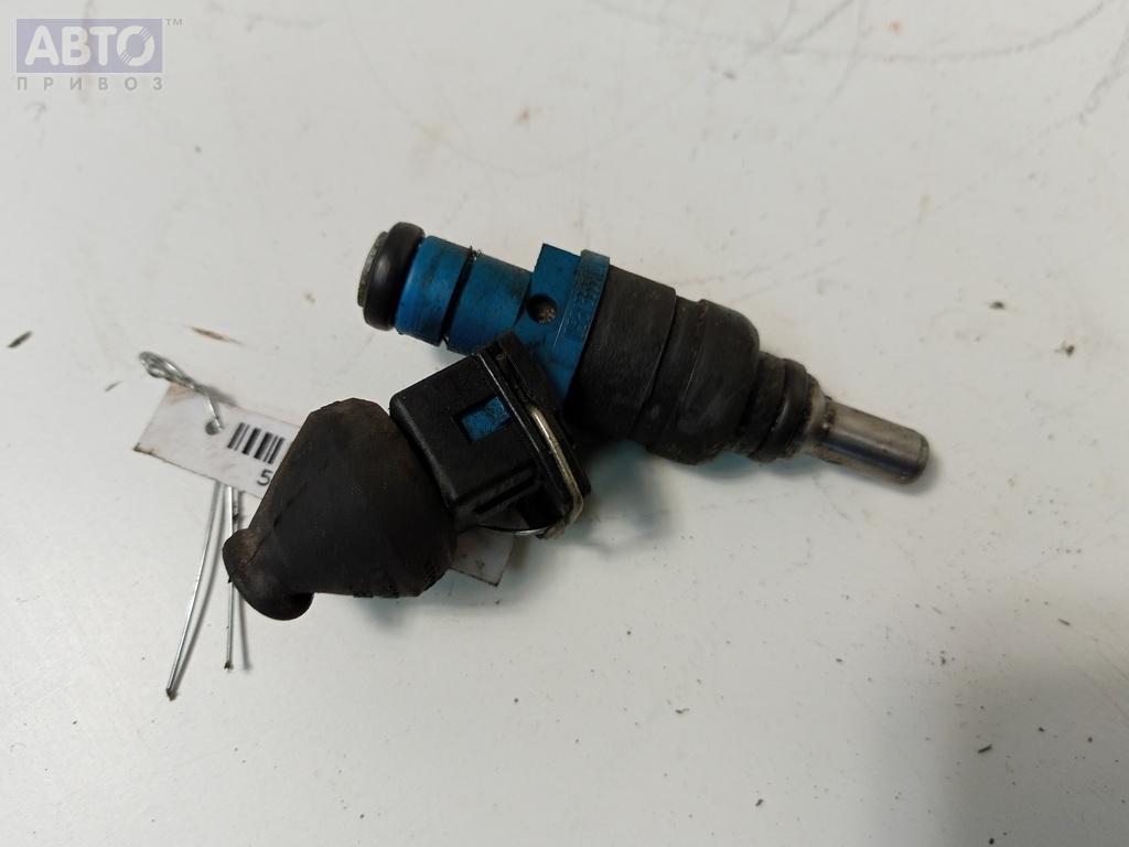058133551F Форсунка топливная для Volkswagen Passat B5, 1998, купить б/у, артикул 54948849 скидки