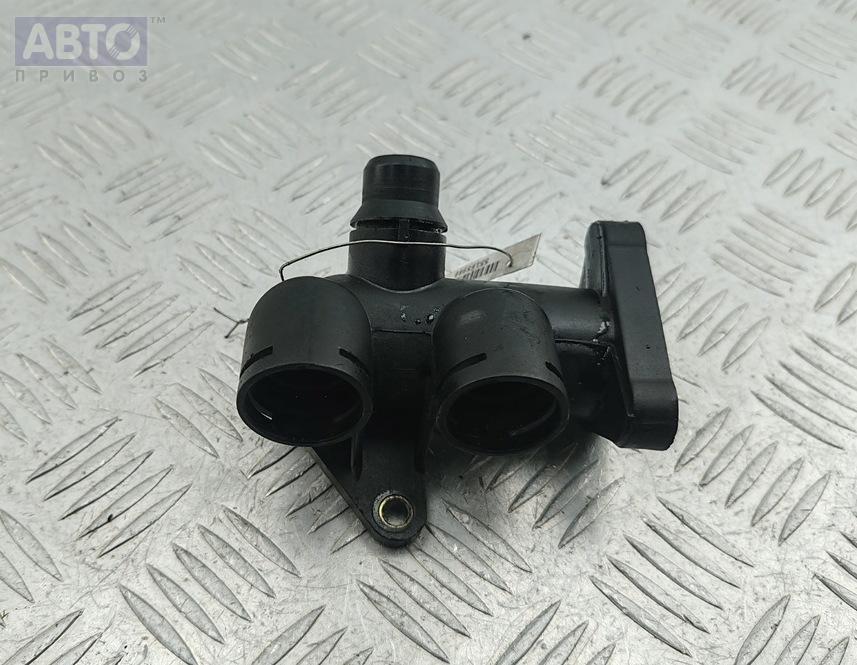 Фланец (тройник) системы охлаждения для Volkswagen Passat B5, 1999, купить б/у, артикул 55165988 скидки