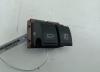 Кнопка открывания лючка топливного бака Volkswagen Passat B6 Артикул 55171654 - Фото #1