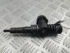Форсунка топливная Volkswagen Passat B6 Артикул 55240901 - Фото #1